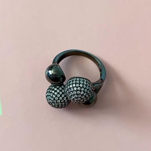 New Sterling Silver Statement Ring in black, size 6